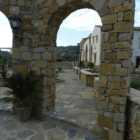 Casale Del Golfo *