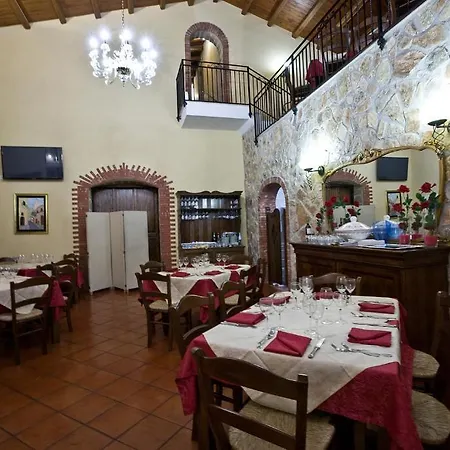 Casale Del Golfo בית כפרי *