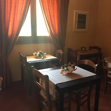 Casale Del Golfo בית כפרי