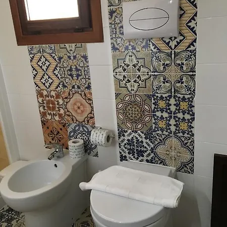 Casale Del Golfo בית כפרי *